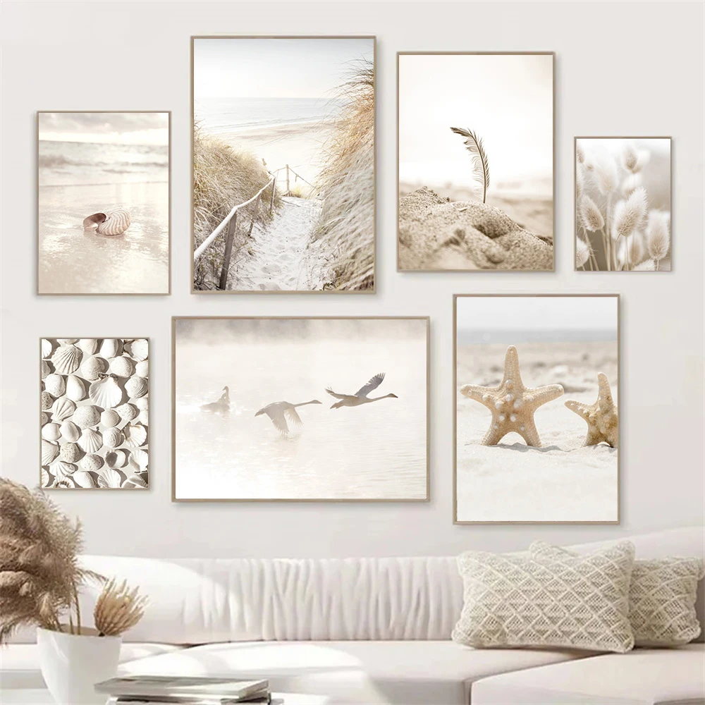 Pampas Grass Decor - لوحة فنية بيج اللون تصور منظرًا