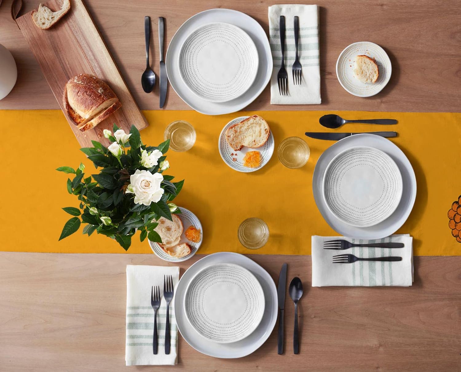 فتاة سوداء المرأة المصرية الأف - مراجعة Linen Table Runner وسعره