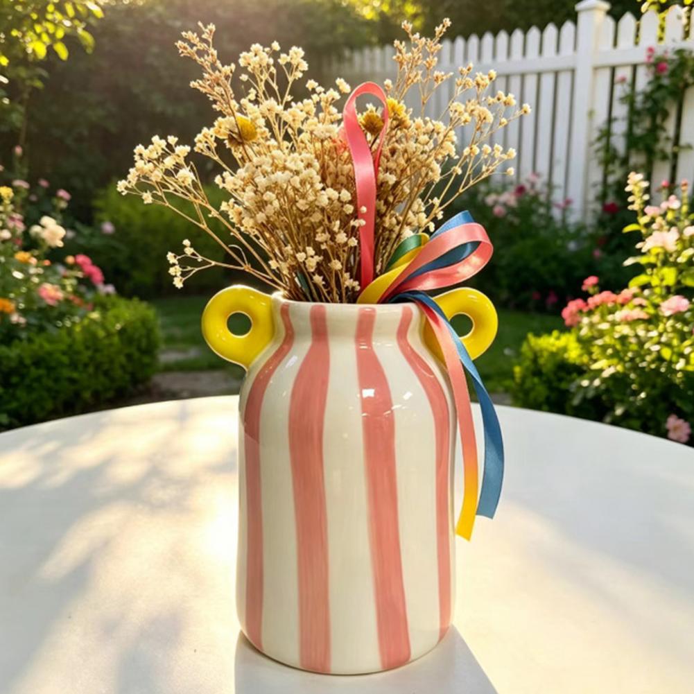 مزهرية سيراميك مخططة بمقابض مز - مراجعة Pampas Grass Decor وسعره